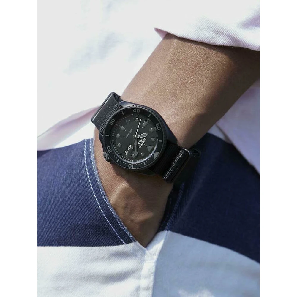 4954628232304-seiko-5-sports-street-style-43mm-3